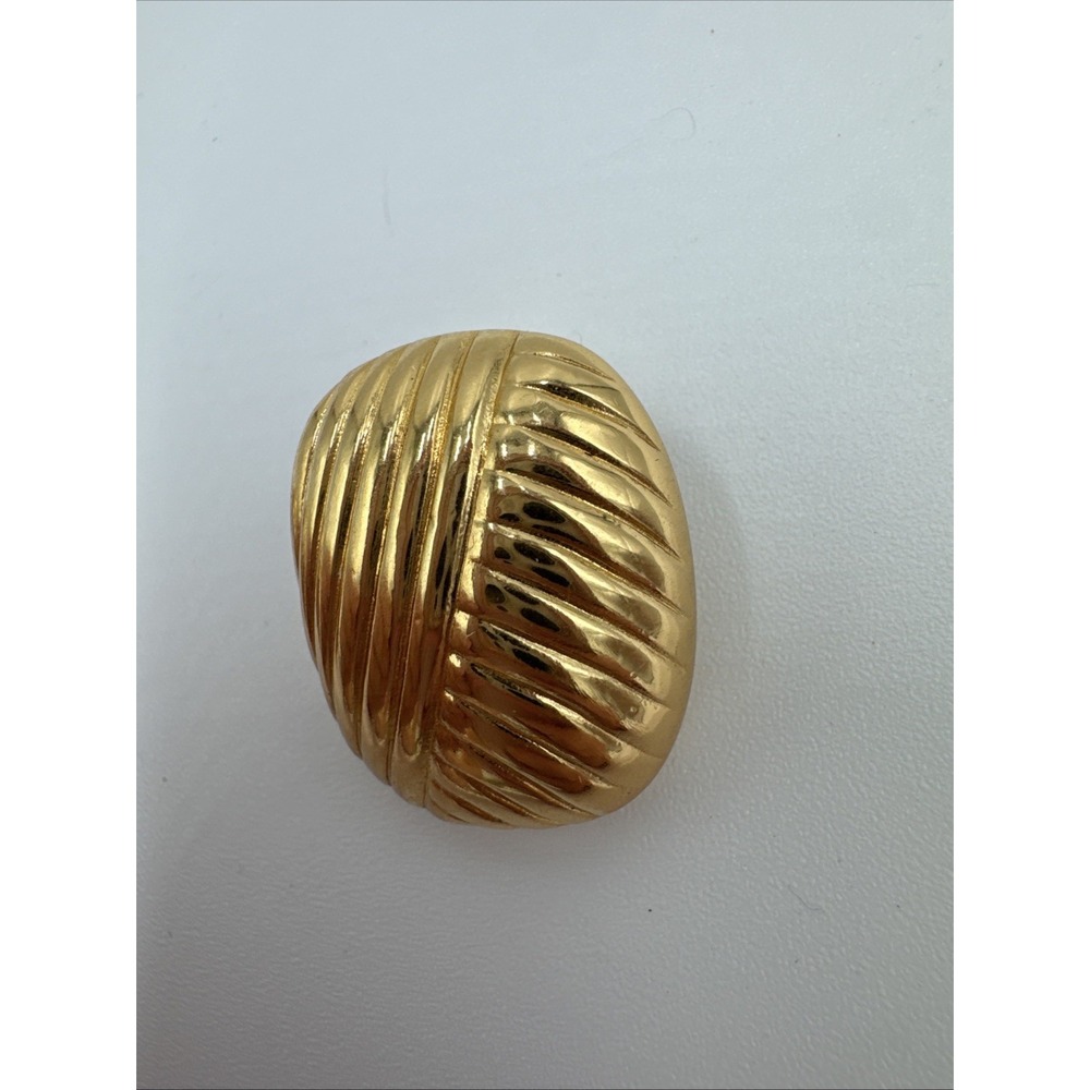 Vintage Christian Dior Clip On Earrings Gold Tone Ribbed Statement Signed - Picture 6 of 15